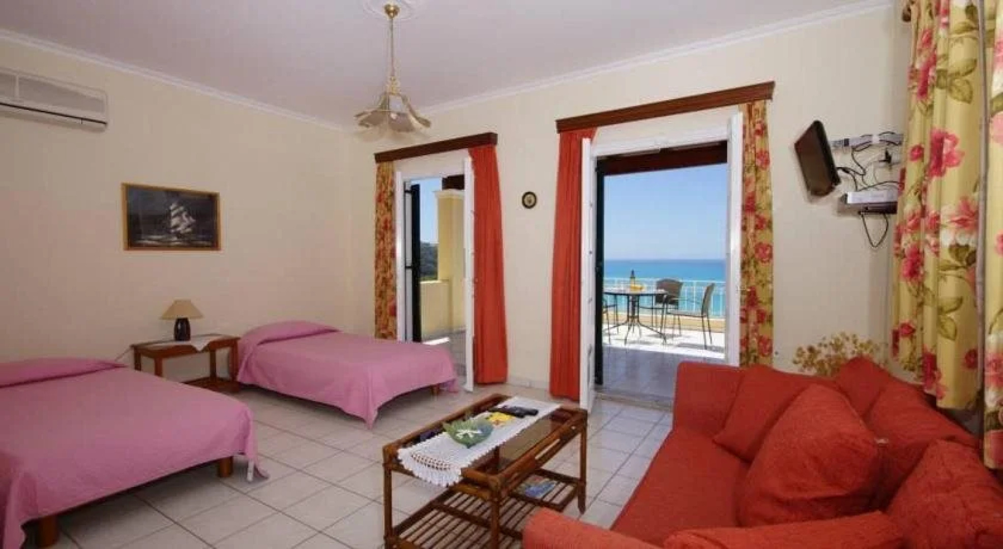 Alexandra Natalia Aparthotel