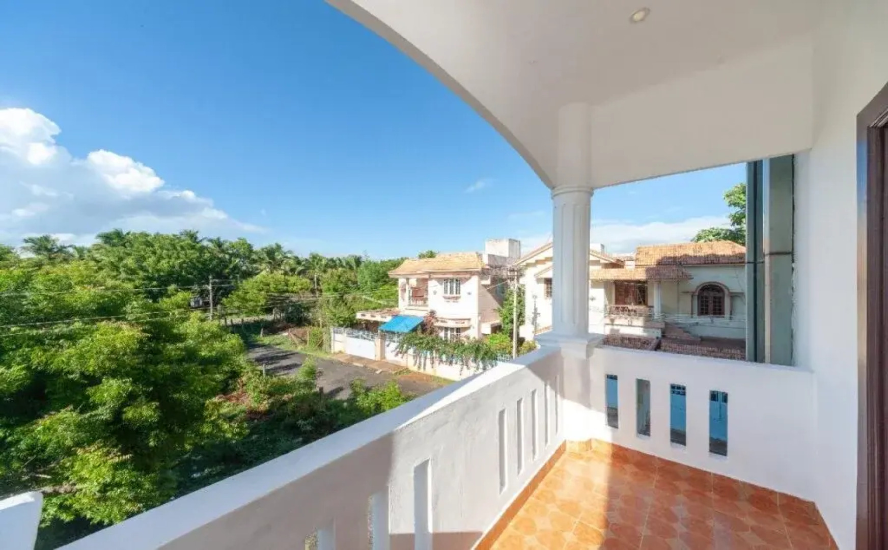 OYO 22670 Flagship Castle Apartment