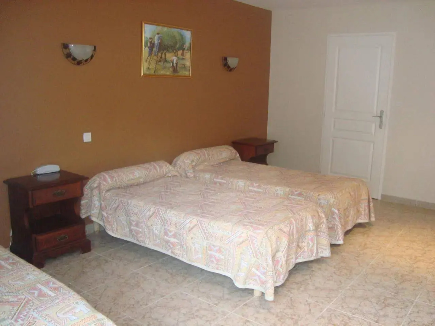 Hotel L'Escale des Alpilles