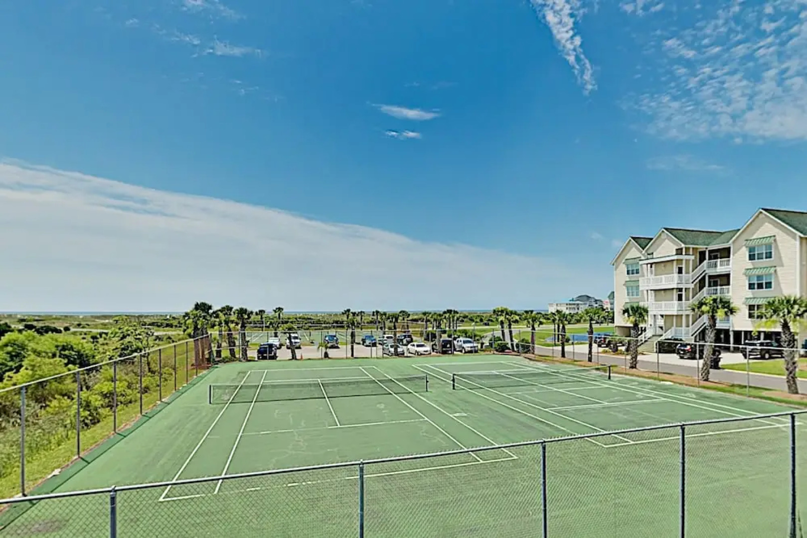 122viaol 4 Bedroom Condo