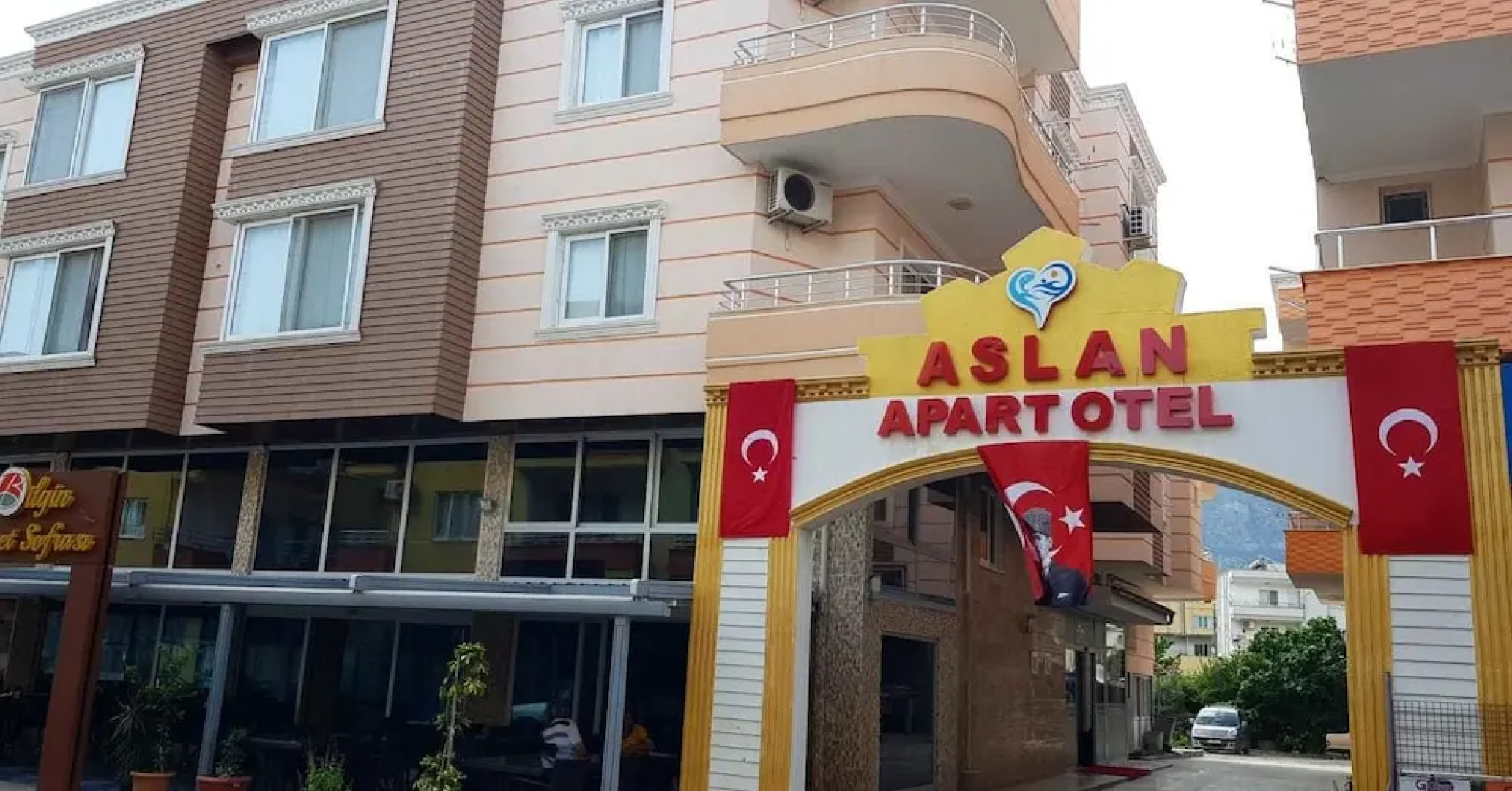 Aslan Apart Otel