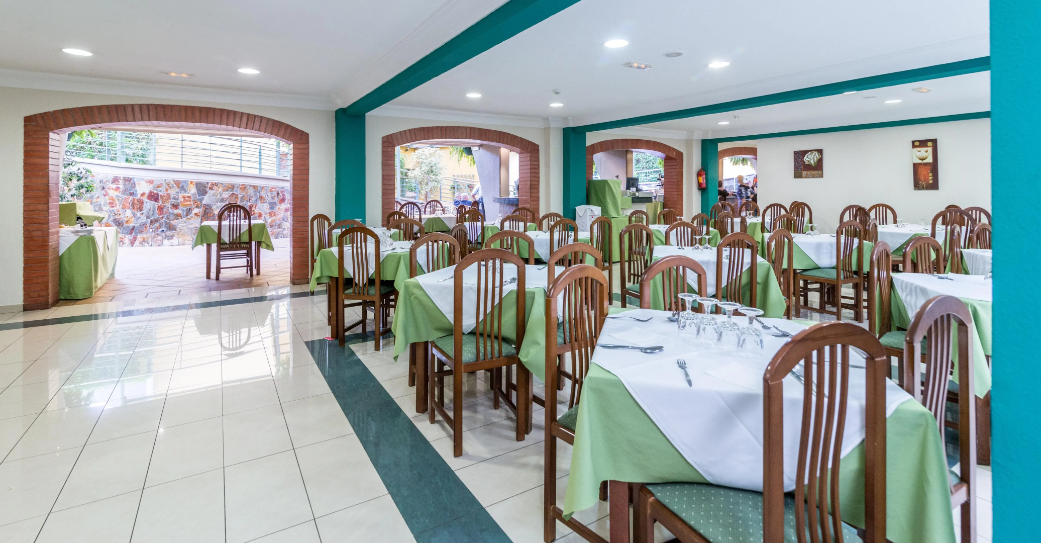 Apartamentos La Carabela