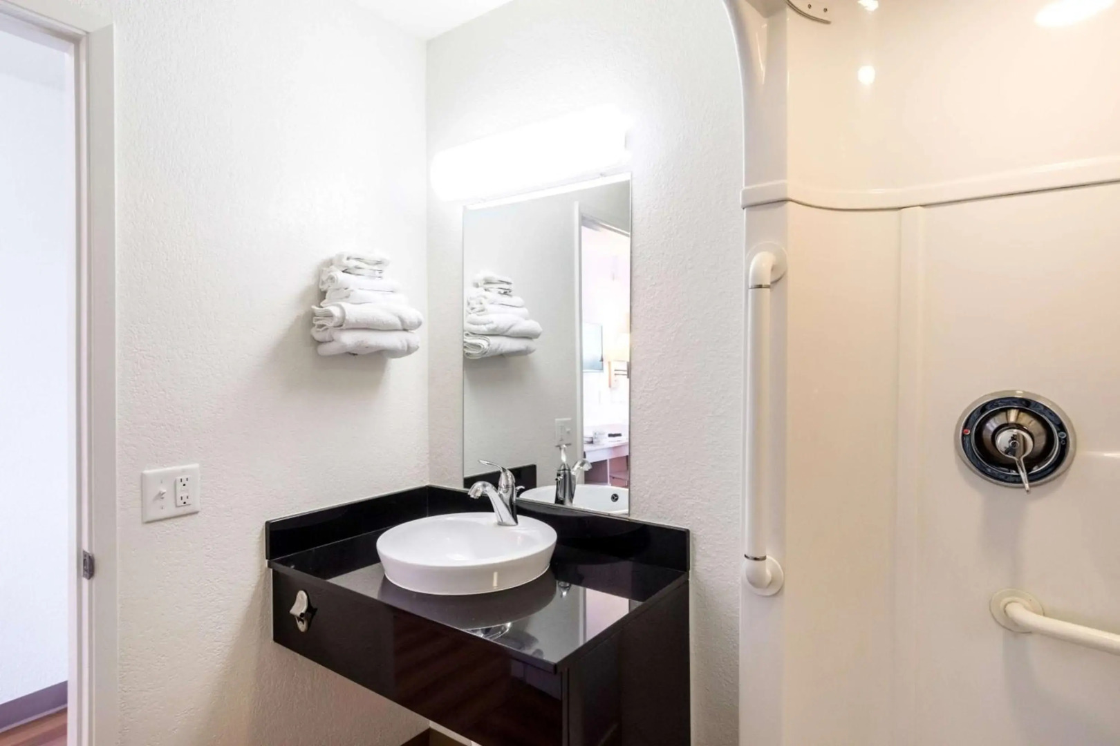 Motel 6 Redding, CA - Central