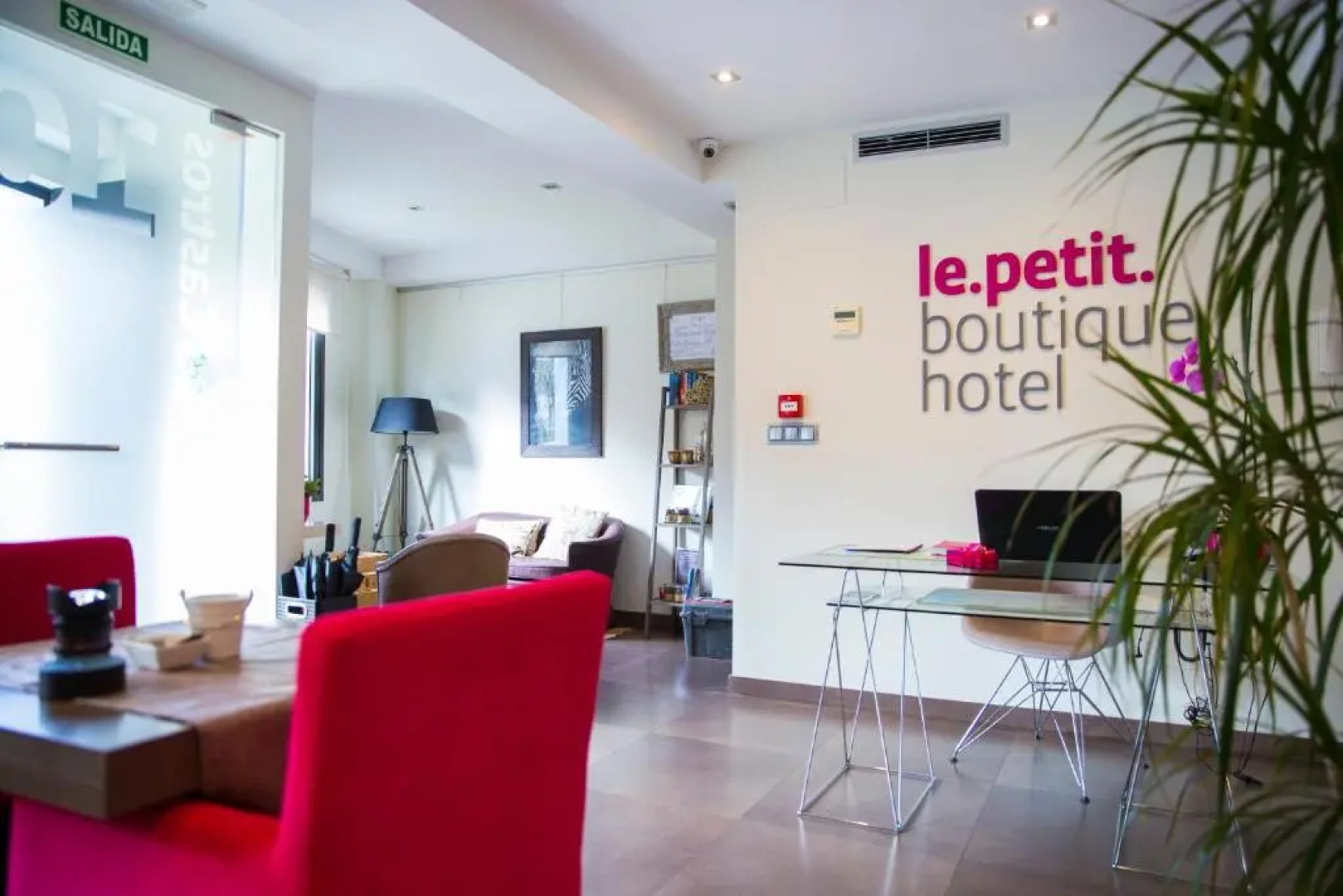 Le Petit Boutique Hotel - Adults Only