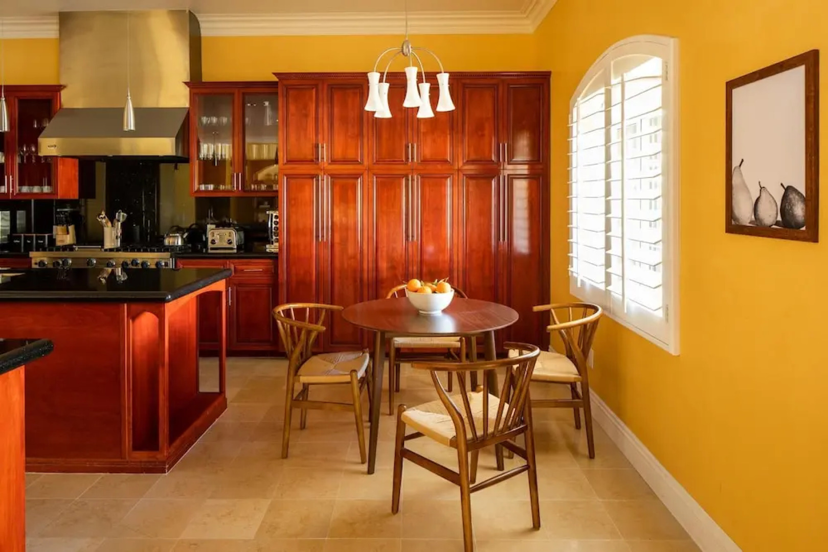 Amarilla - Peaceful Paradise w Pool, Spa & Theatre Room