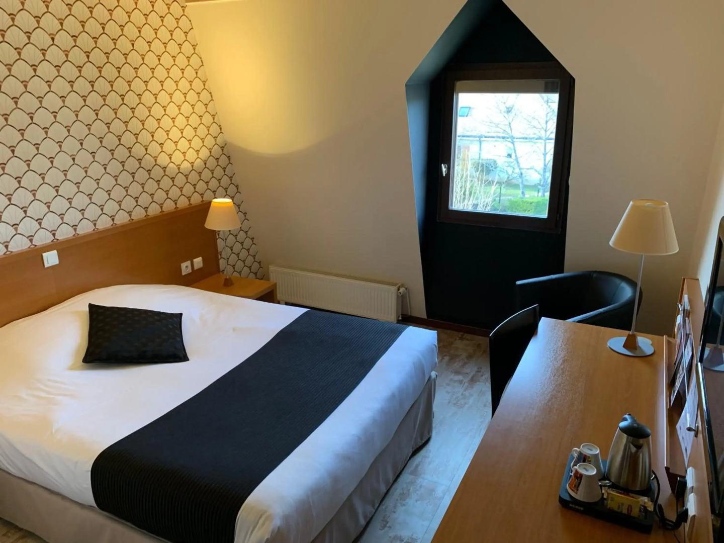 The Originals City, Hôtel Castel Burgond