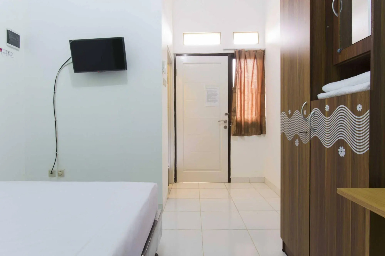 RedDoorz @ Pekayon Bekasi