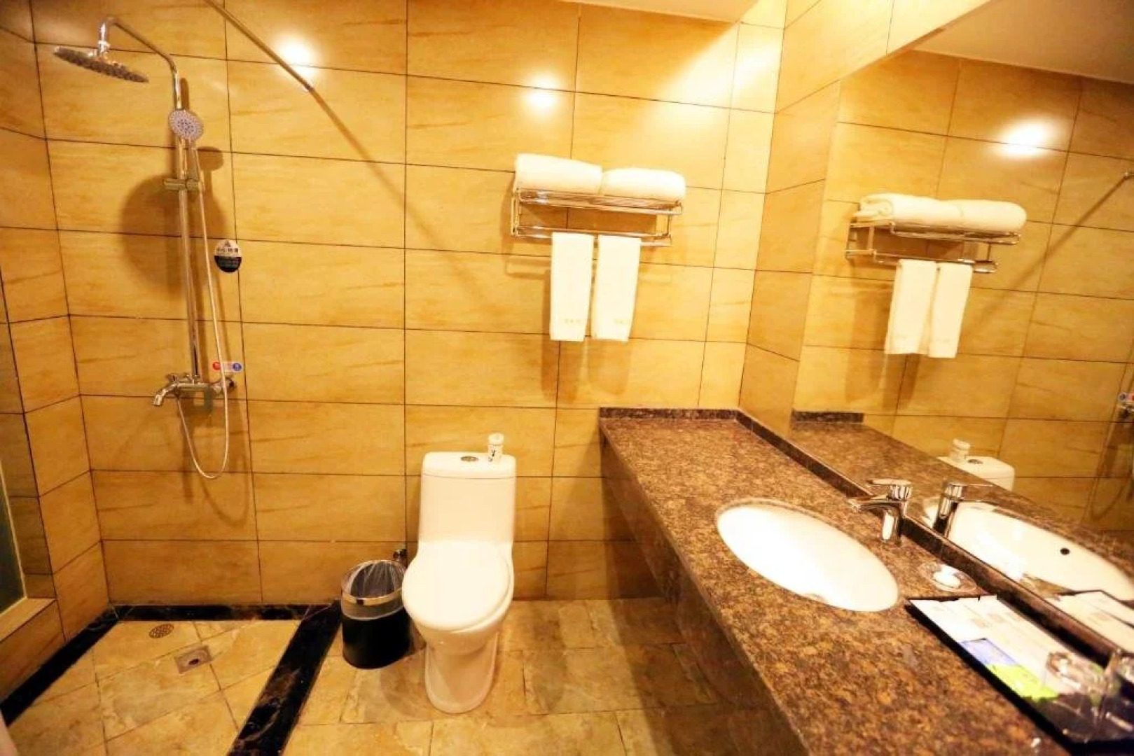 Kunming Yunzhixing Qihua Hotel