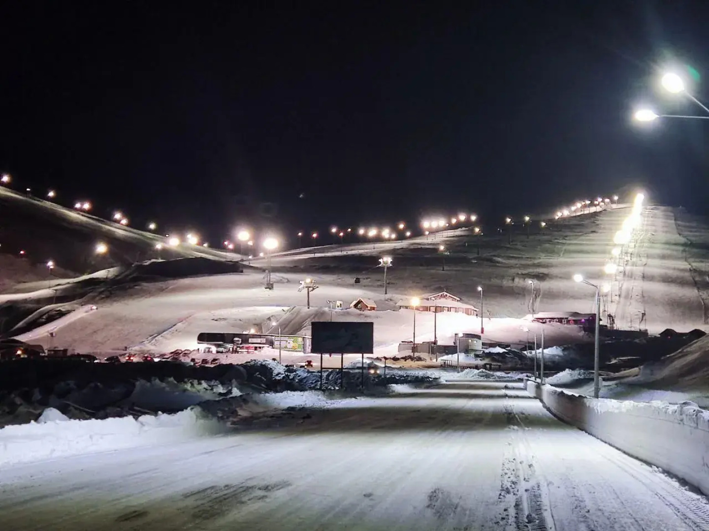 Огни города на улице Ленина 5