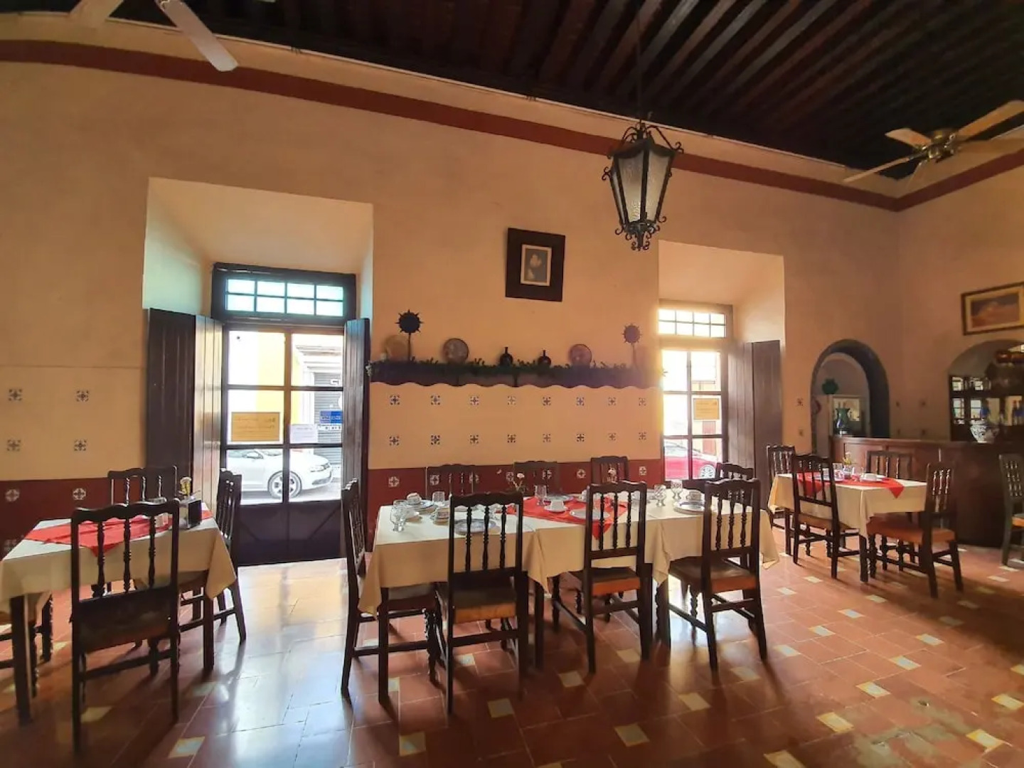 Hotel Colonial Restaurante & Bar