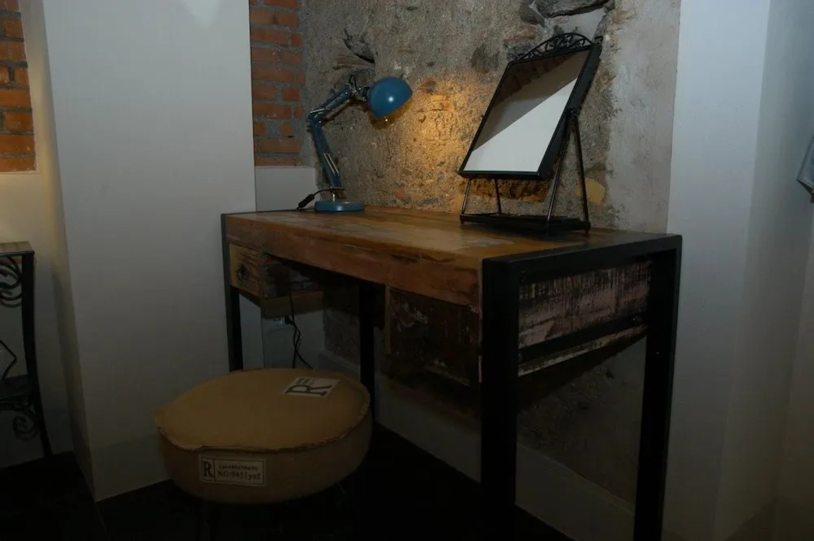 Castello D'Alcontres B&B