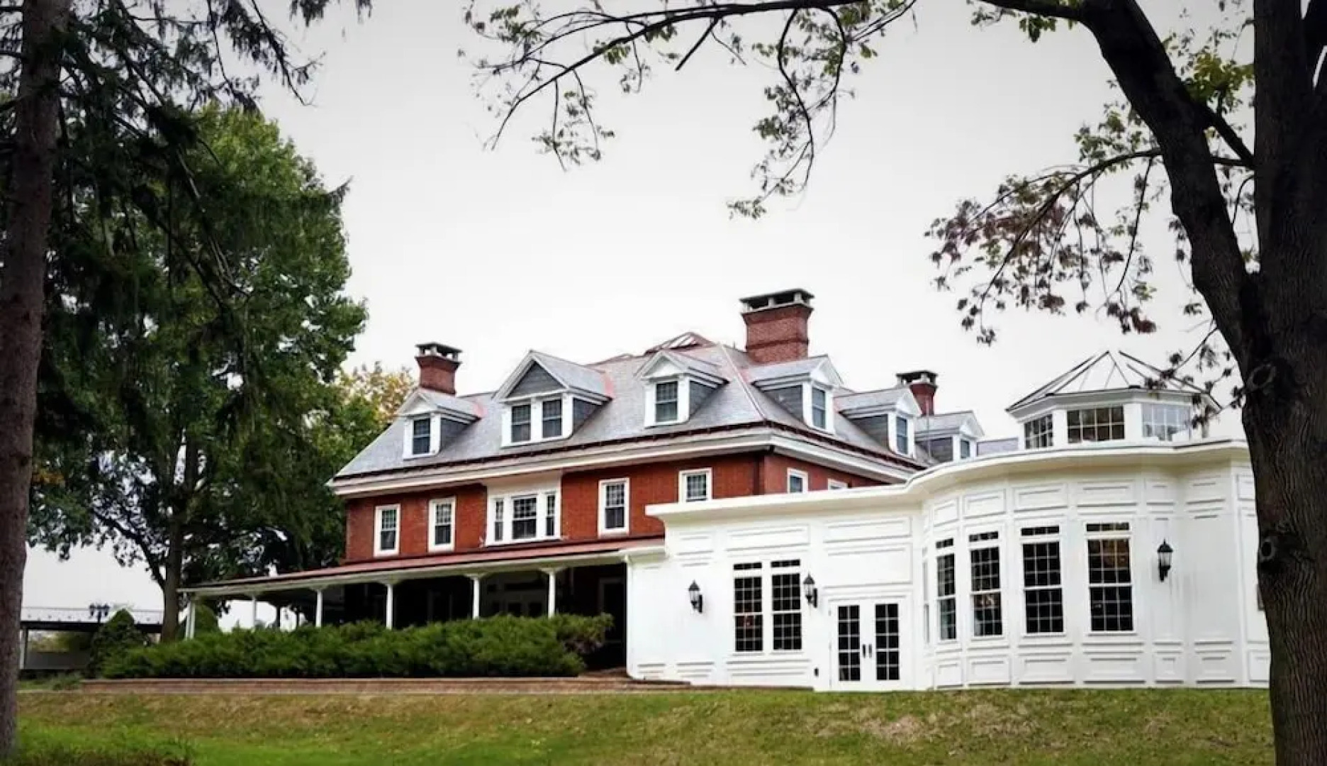 Cameron Estate Inn & Restaurant