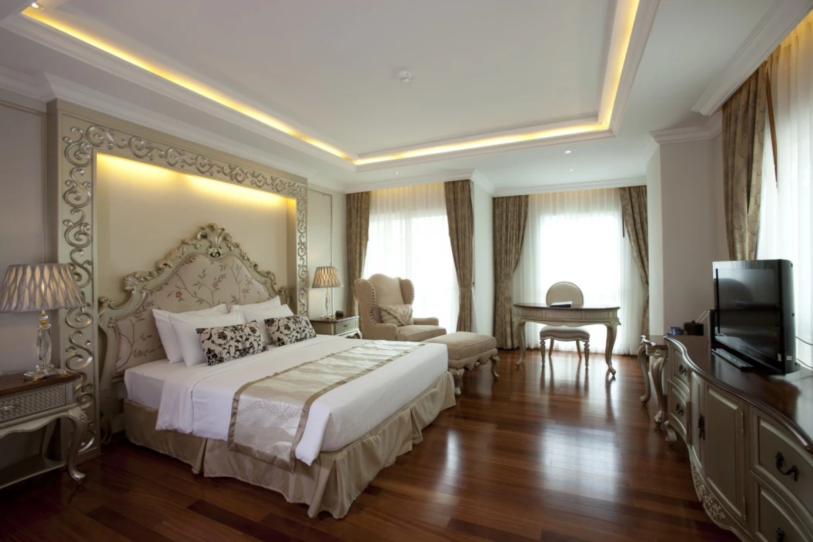 LK The Empress Pattaya