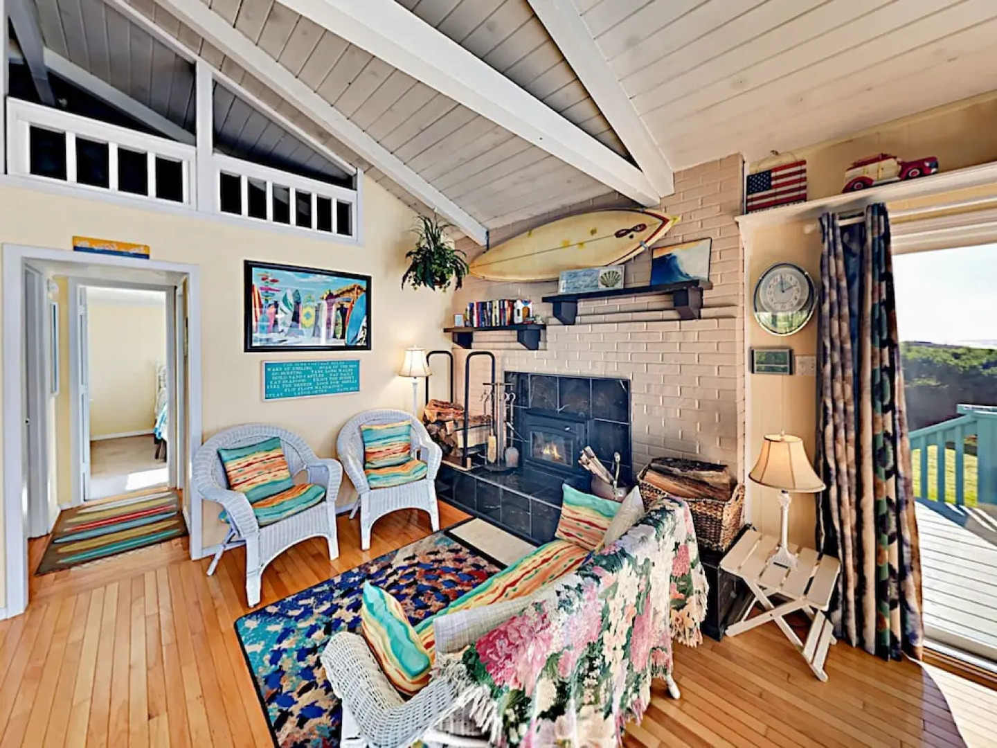 The Surf Cottage 2 Bedrooms 1 Bathroom Home