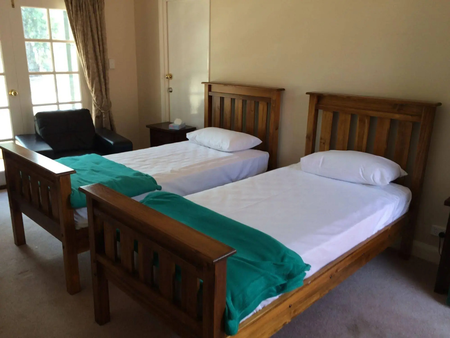 Avon Accommodation – York