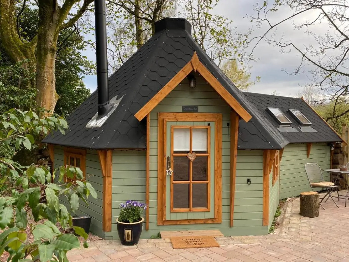 1-bed Cabin, 2 Adults, Outdoor Bath & Wood Burner