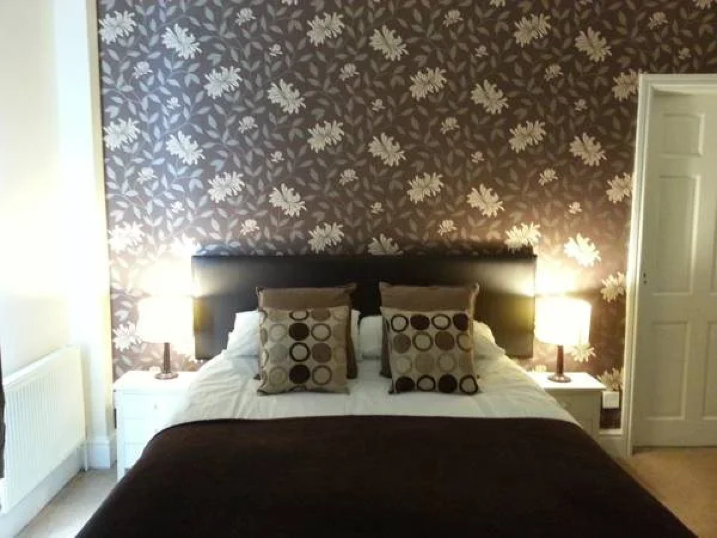 Gwesty Ty Gorsaf Hotel