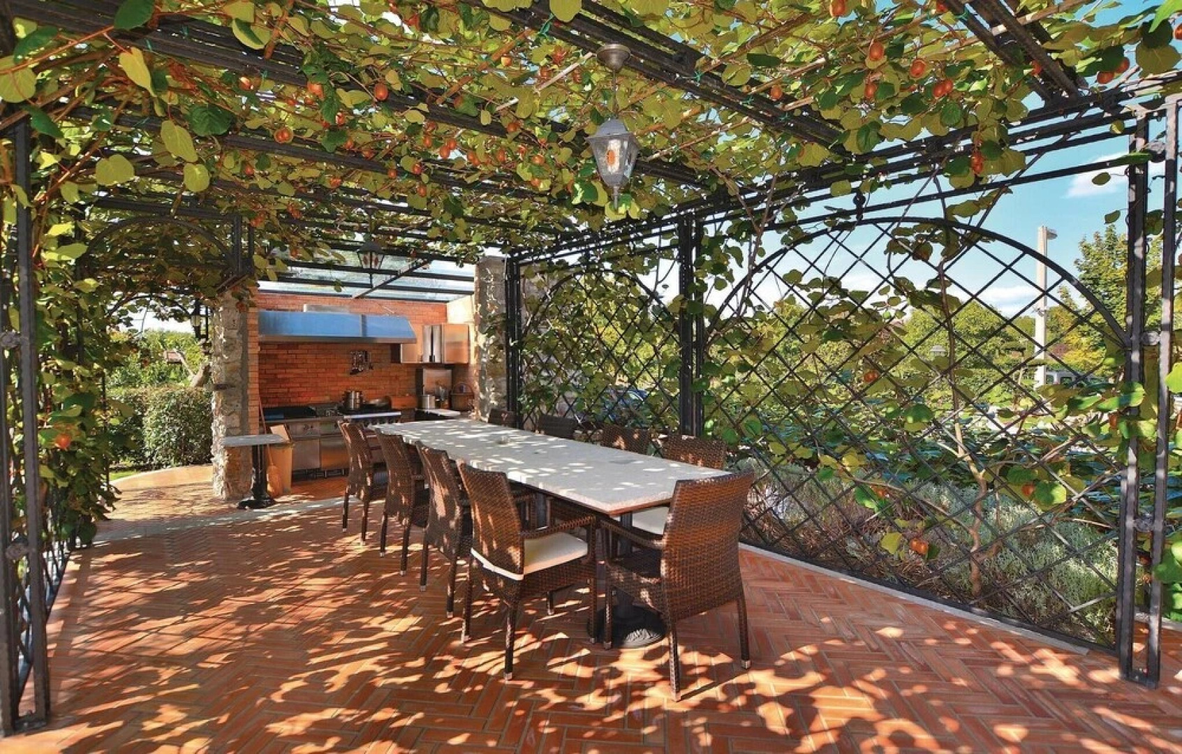 Stunning Home in Sezana With Jacuzzi, Wifi and 5 Bedrooms