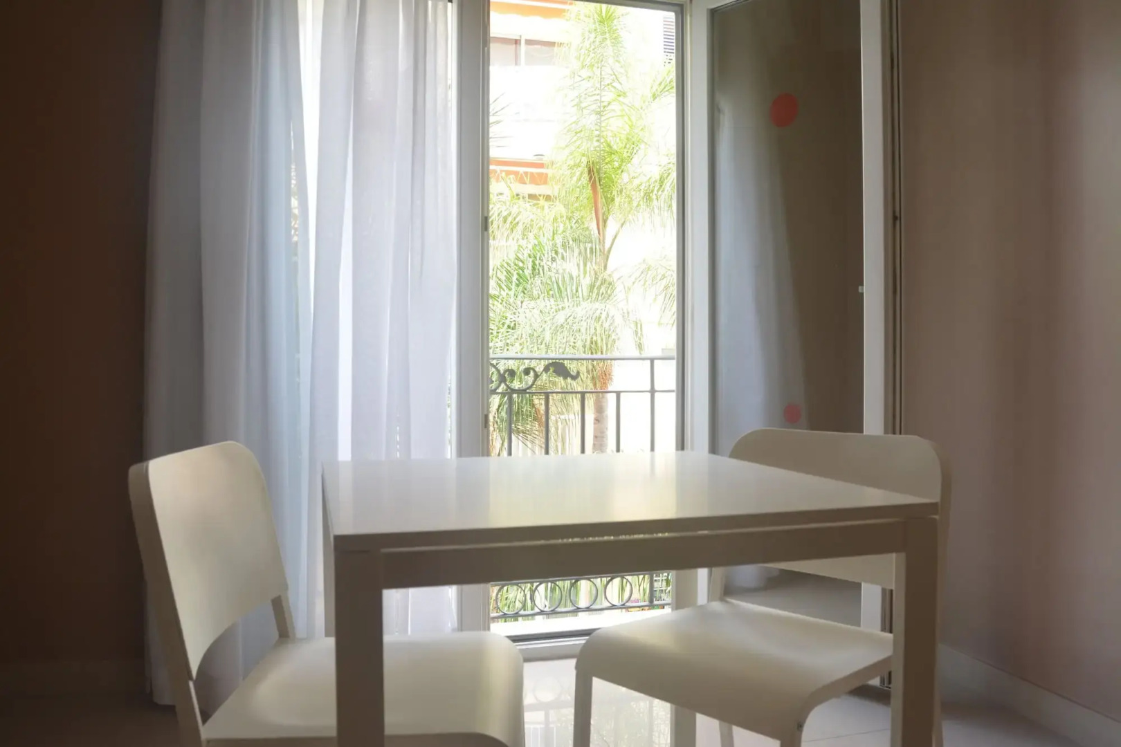 RF Astoria - Only Adults