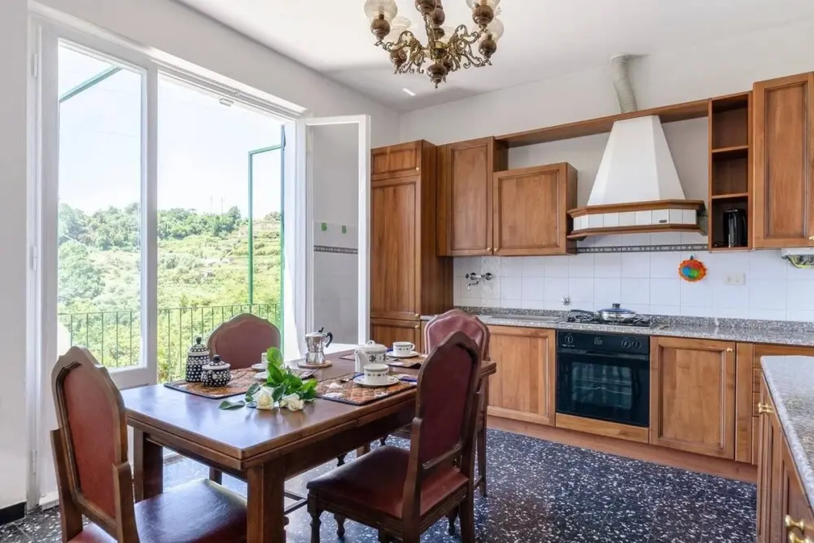 Altido House of Mariella in Cavi Borgo