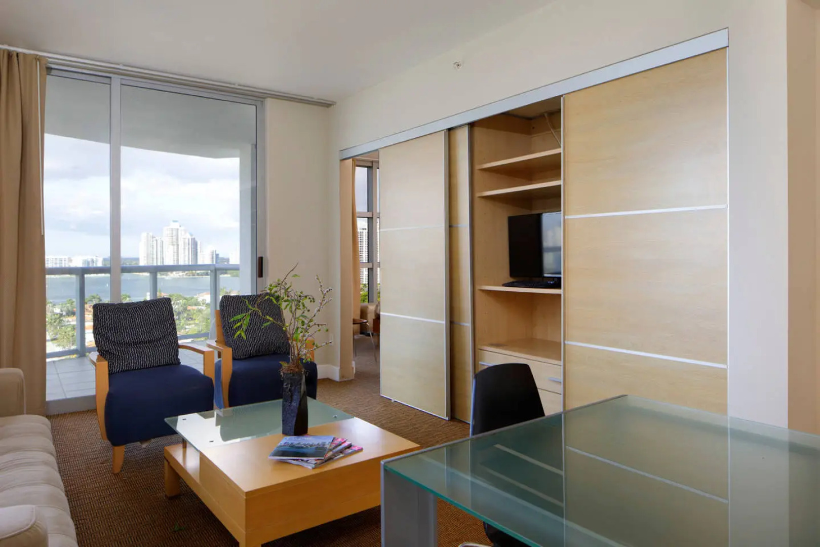 2 BR Luxury Suite in Marenas Beach Resort