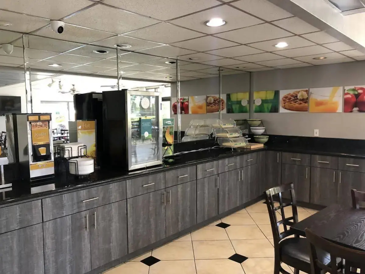 Quality Inn Riverside near UCR and Downtown