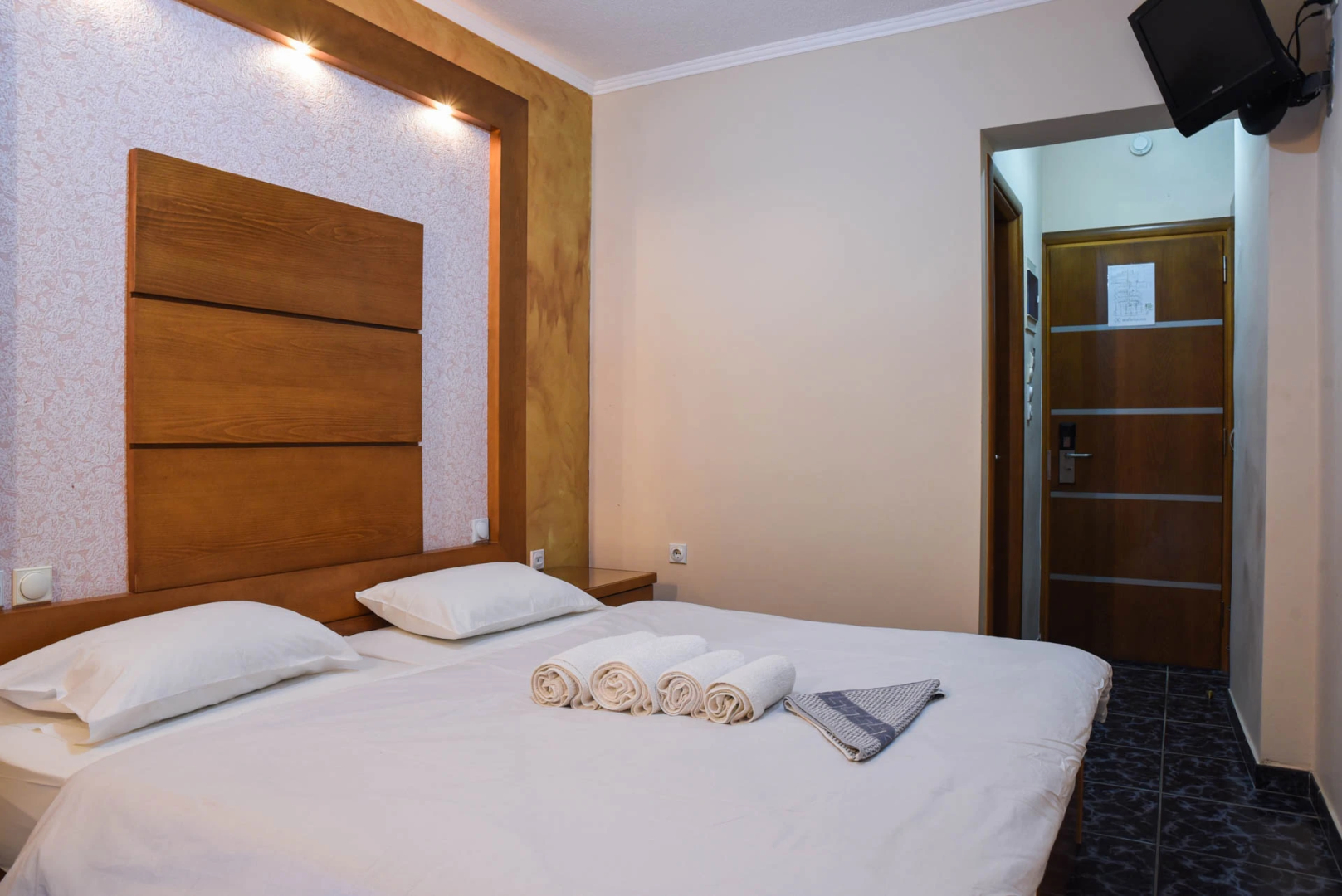Sacallis Inn Beach Hotel