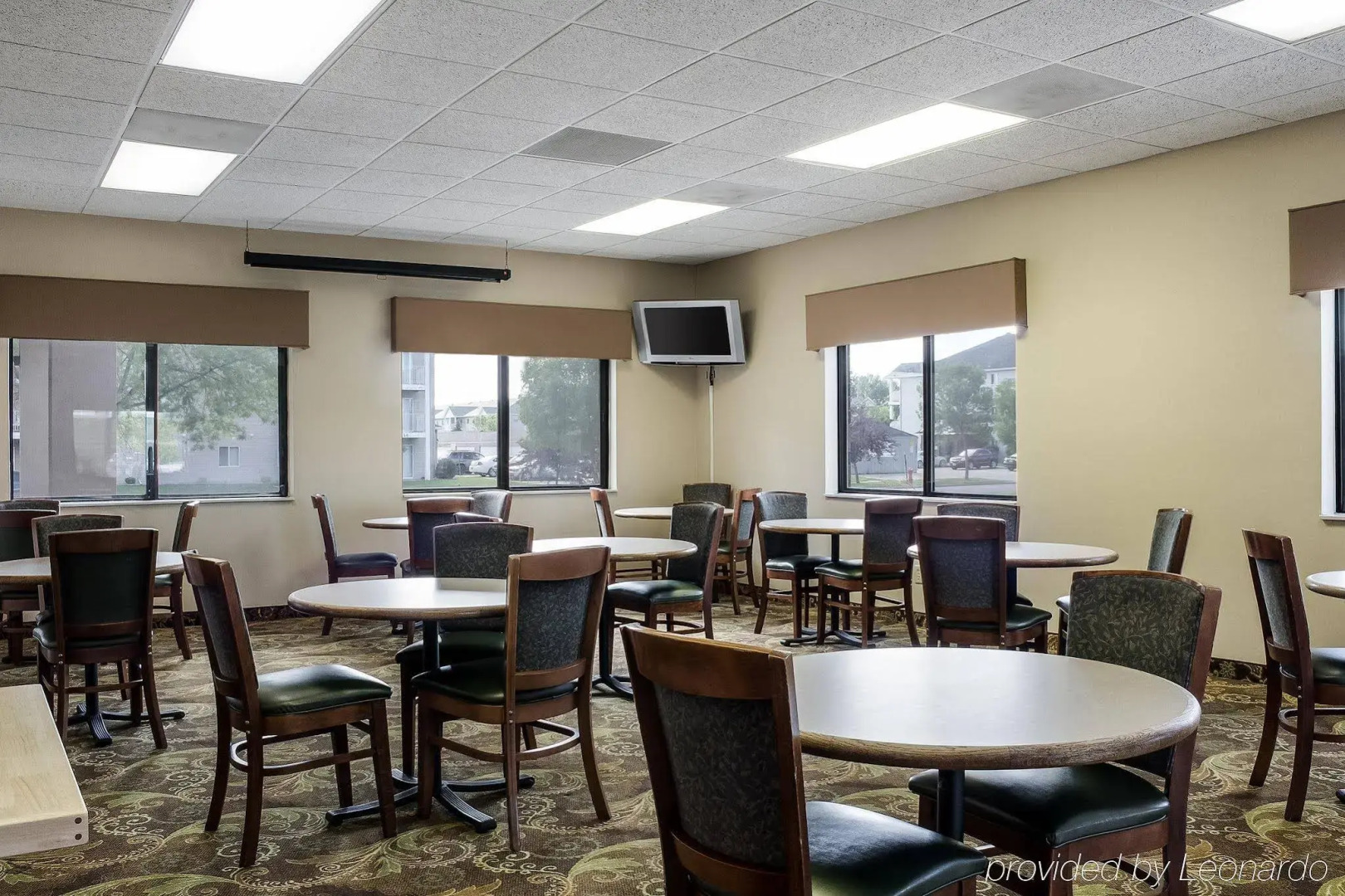 Quality Suites Near West Acres