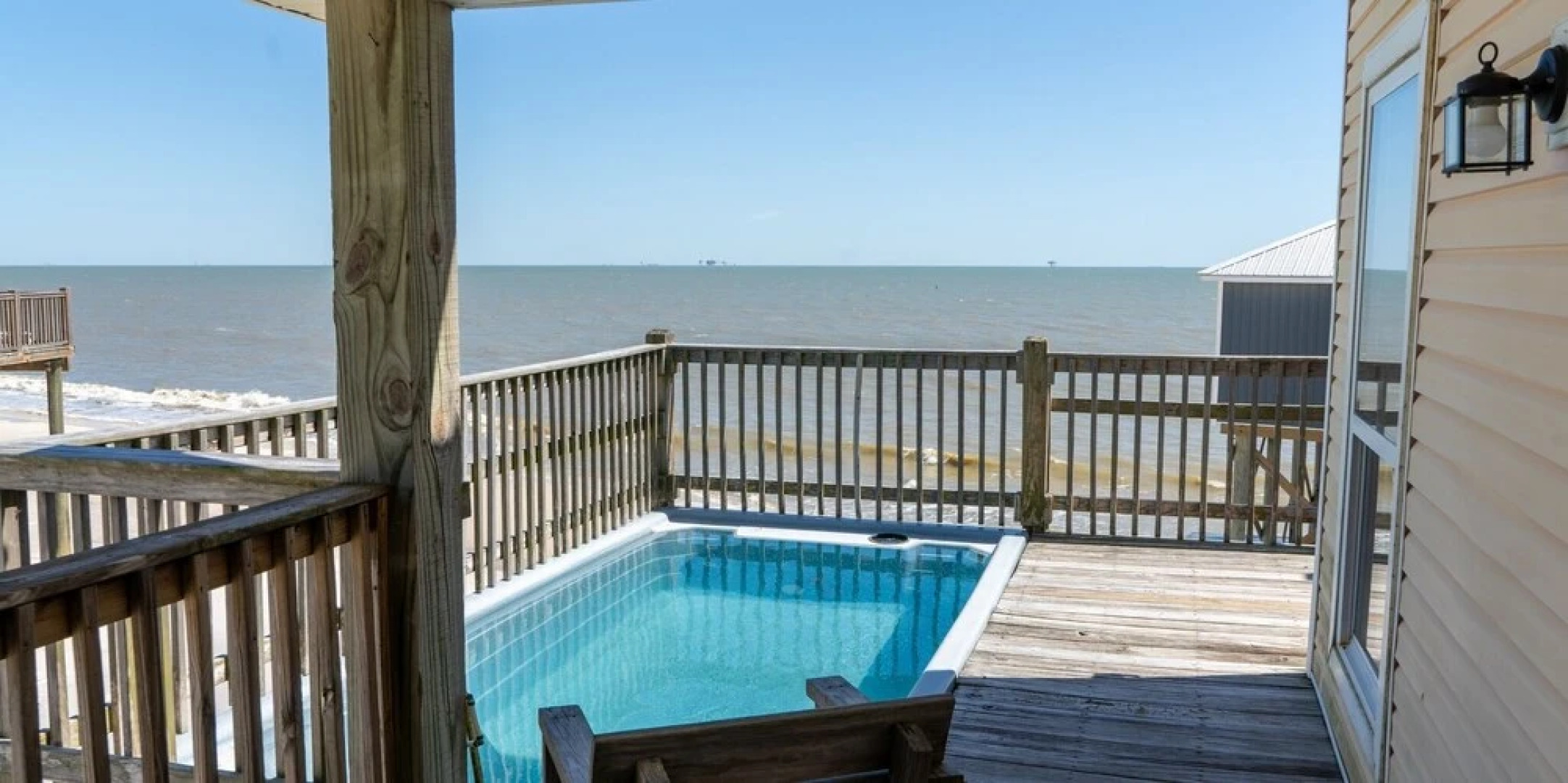 Kowabunga - You'll Love The Rooftop Deck And Private Heated Dipping Pool! Pet Friendly! 4 Bedroom Home by RedAwning