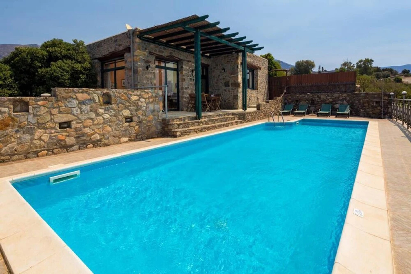 Luxury Villa Elafonisi Overlooking the sea 300 Meters Away With a Private Pool