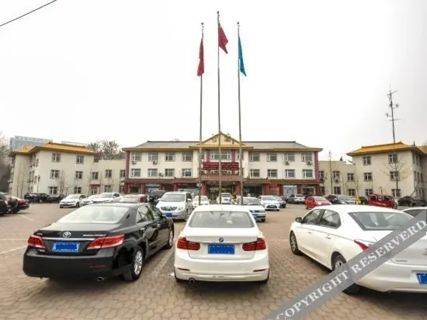 Sanhe Xinggong Hotel