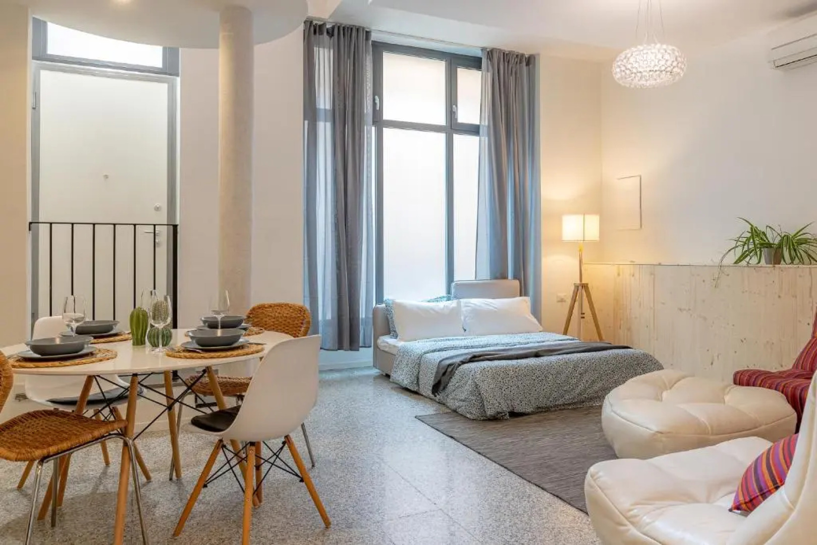 Moderno Loft a due passi dal lago