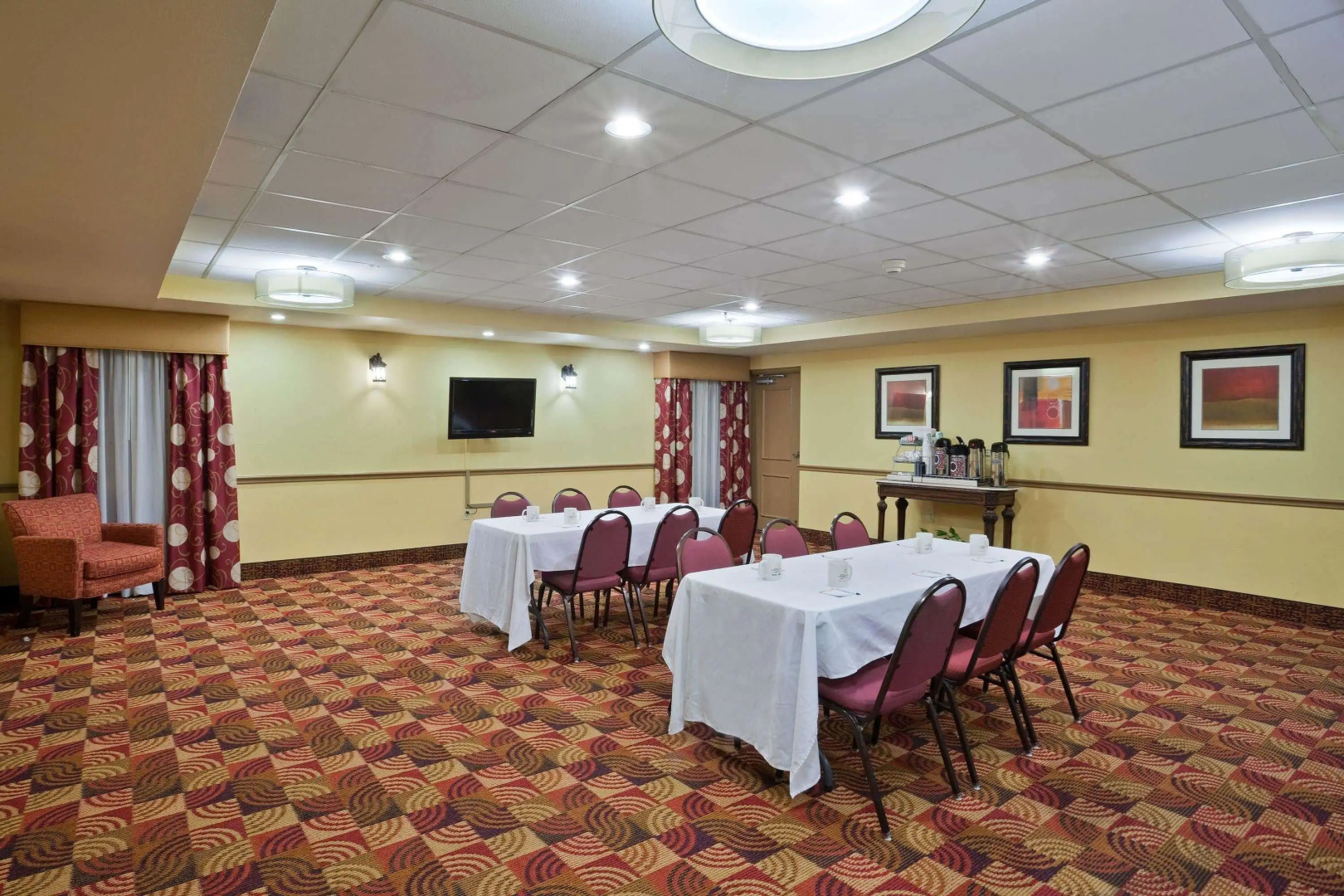 La Quinta Inn & Suites by Wyndham Salina