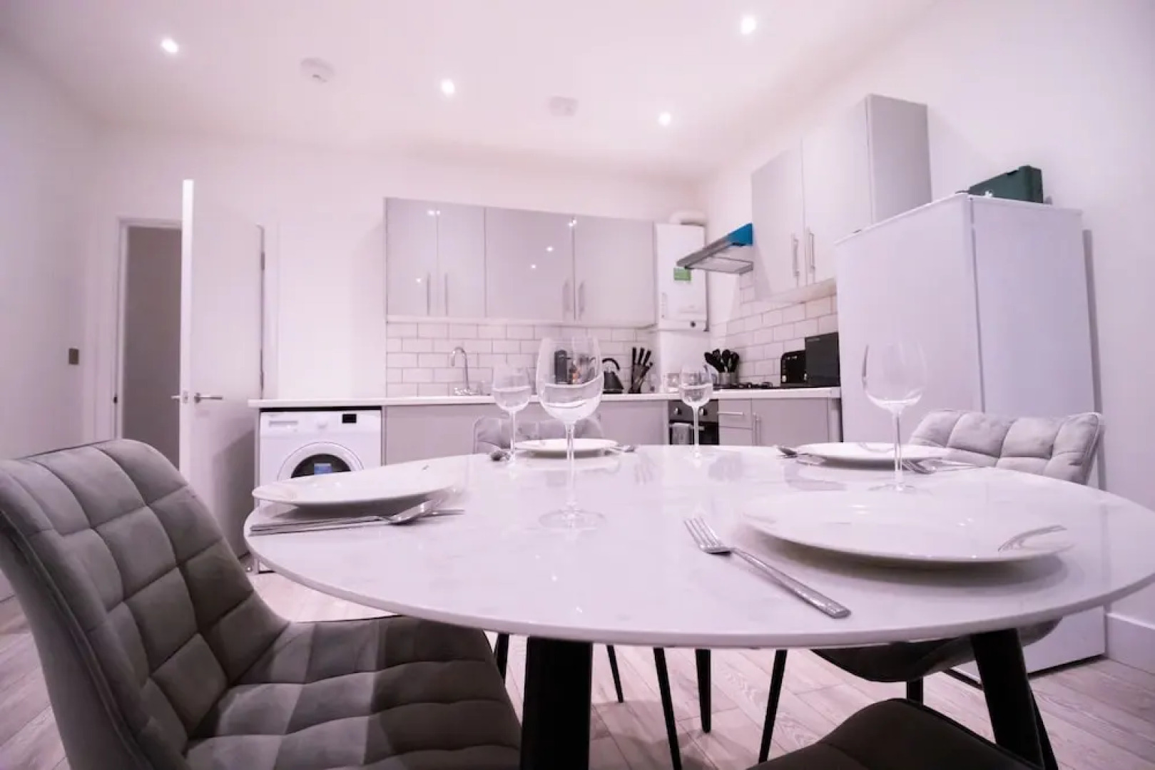 Everest Lodge Luxury Serviced Apartments - Farnborough