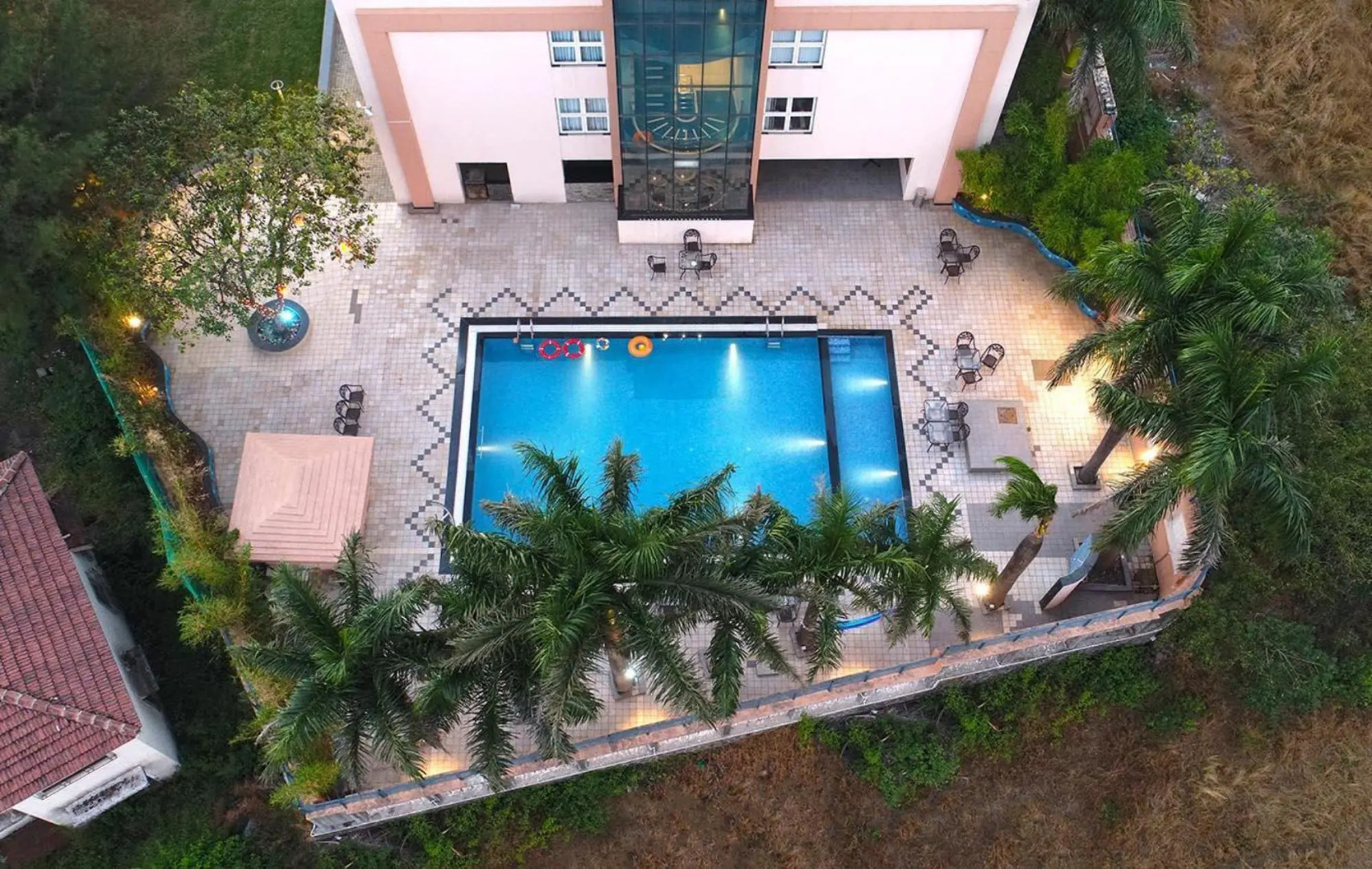 7 Apple Resort Lonavala