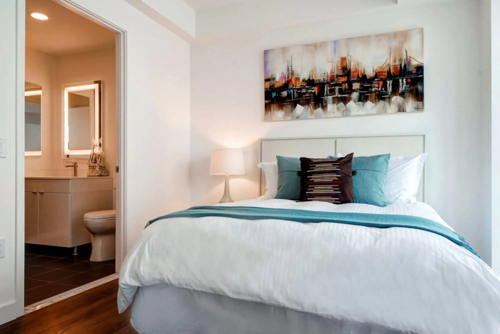 Global Luxury Suites at Fenway