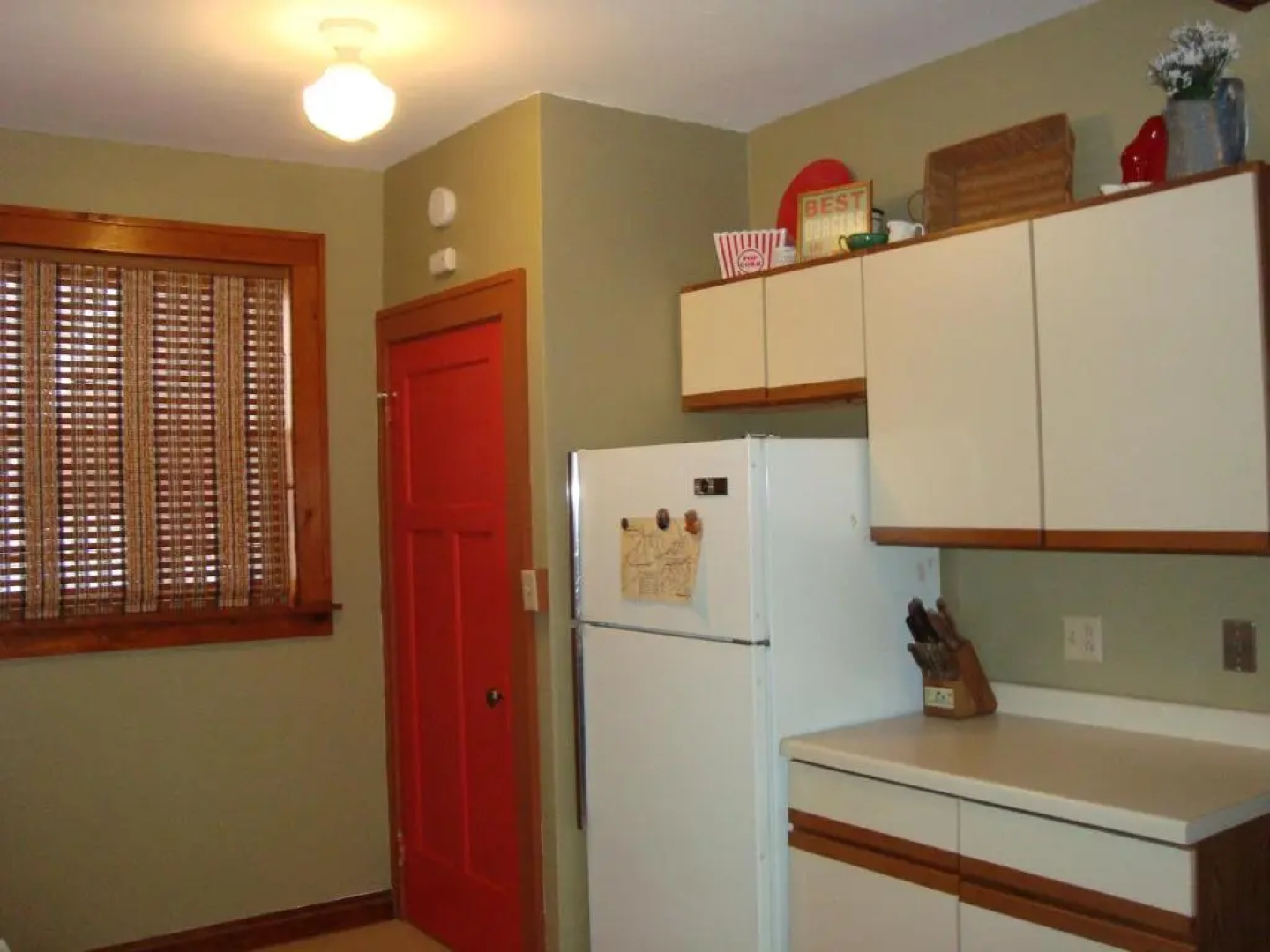 Active Lakeview Escape