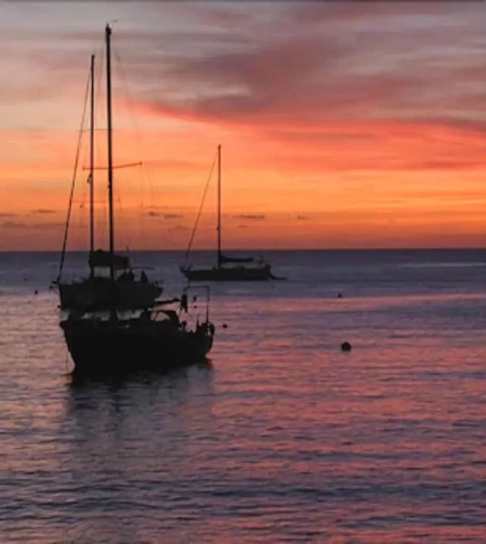 Paradise Beach Hotel