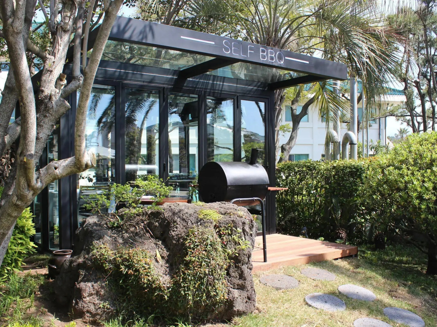 The Suites Hotel Jeju