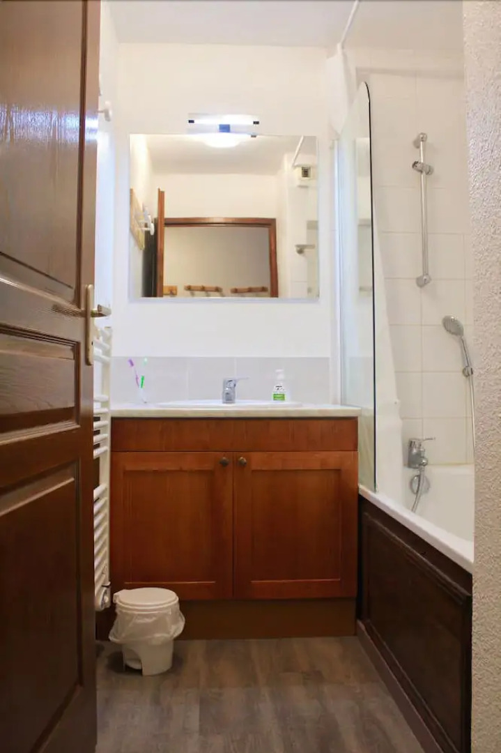 Appt 3 étoiles-Skis aux pieds-Piscine