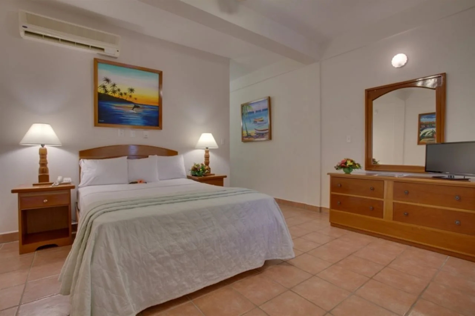 Sunbreeze Hotel