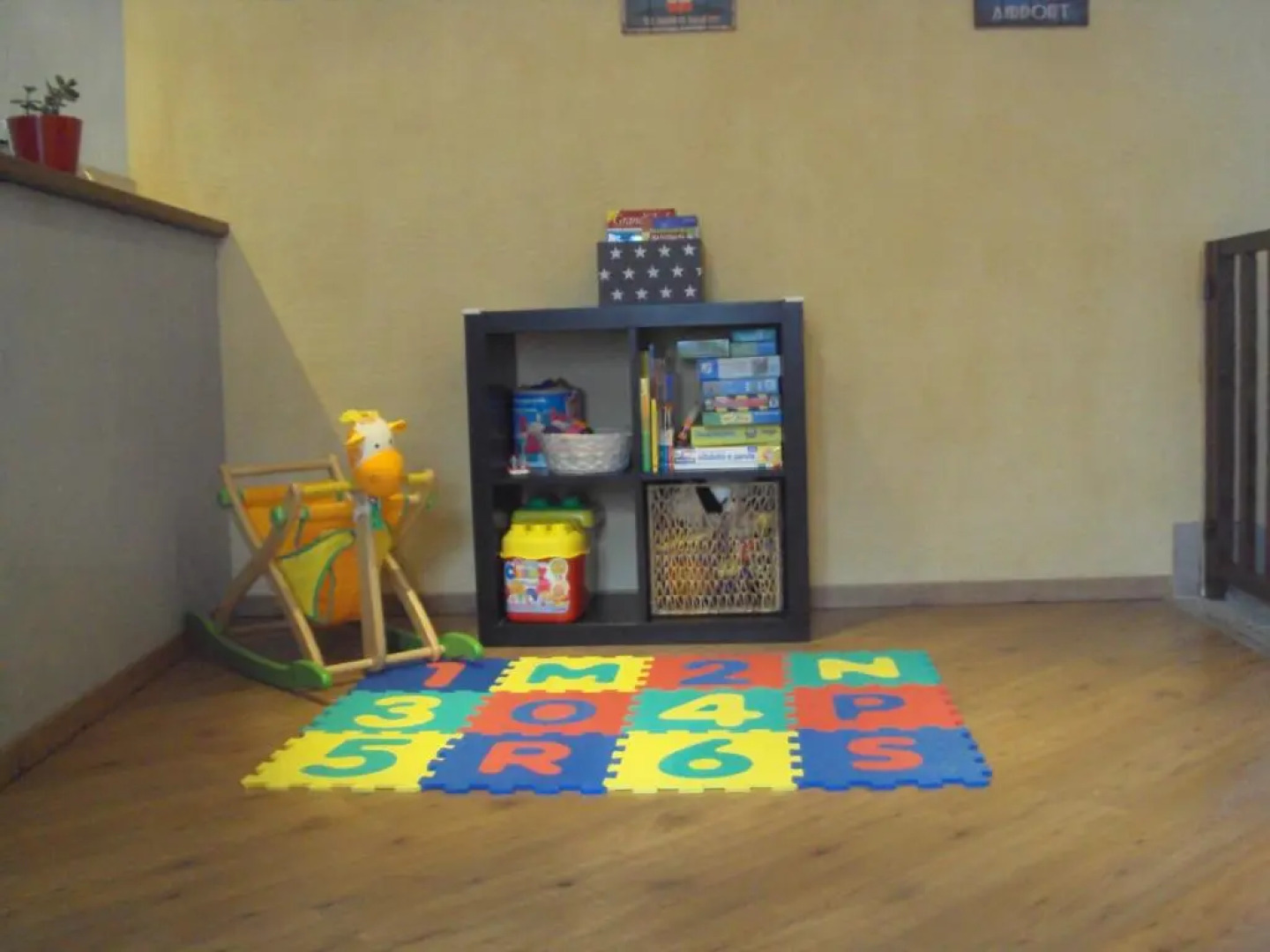 All'Ombra dell'Antica Pietra