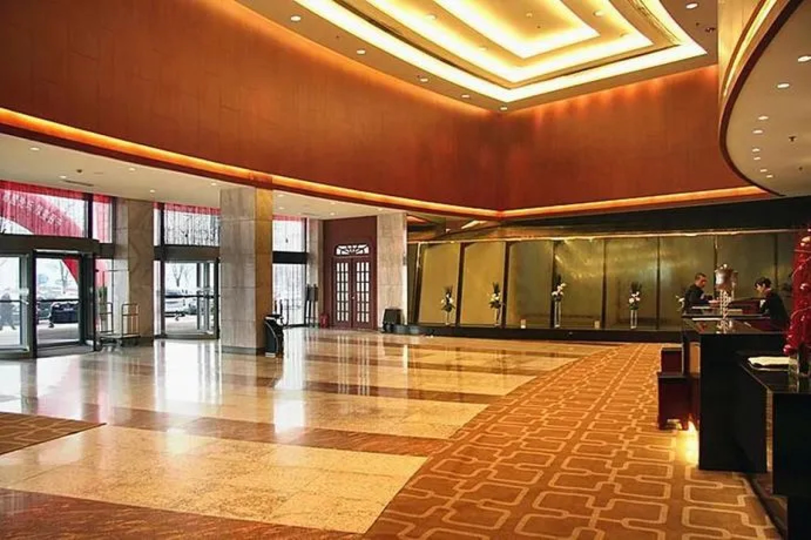 Golden Tulip Sky Gate