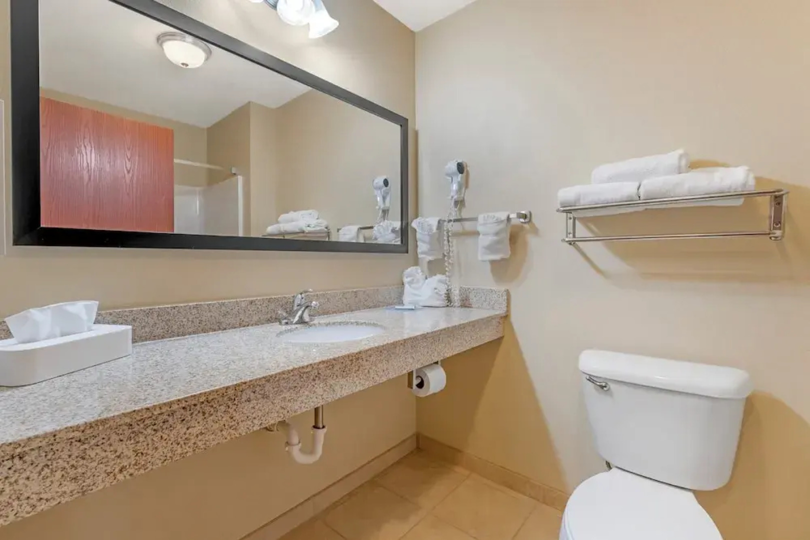 Red Roof Inn Charlestown