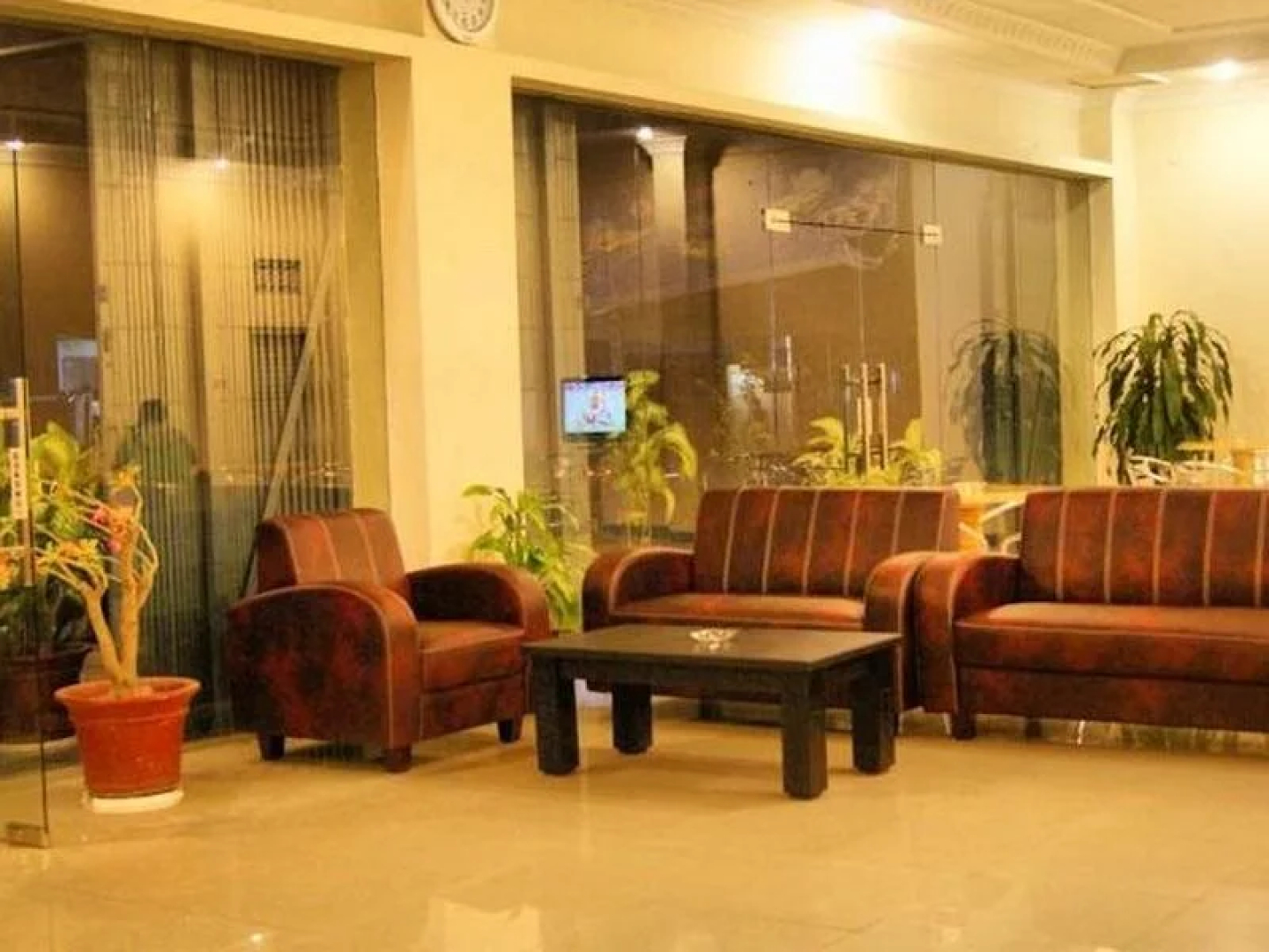 Palu City Guest House RedPartner