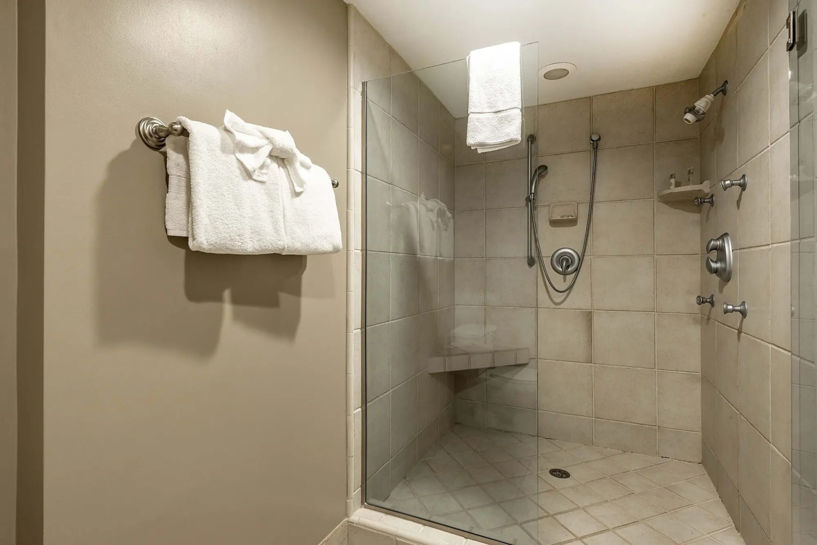 Shadow Ridge by All Seasons Resort Lodging