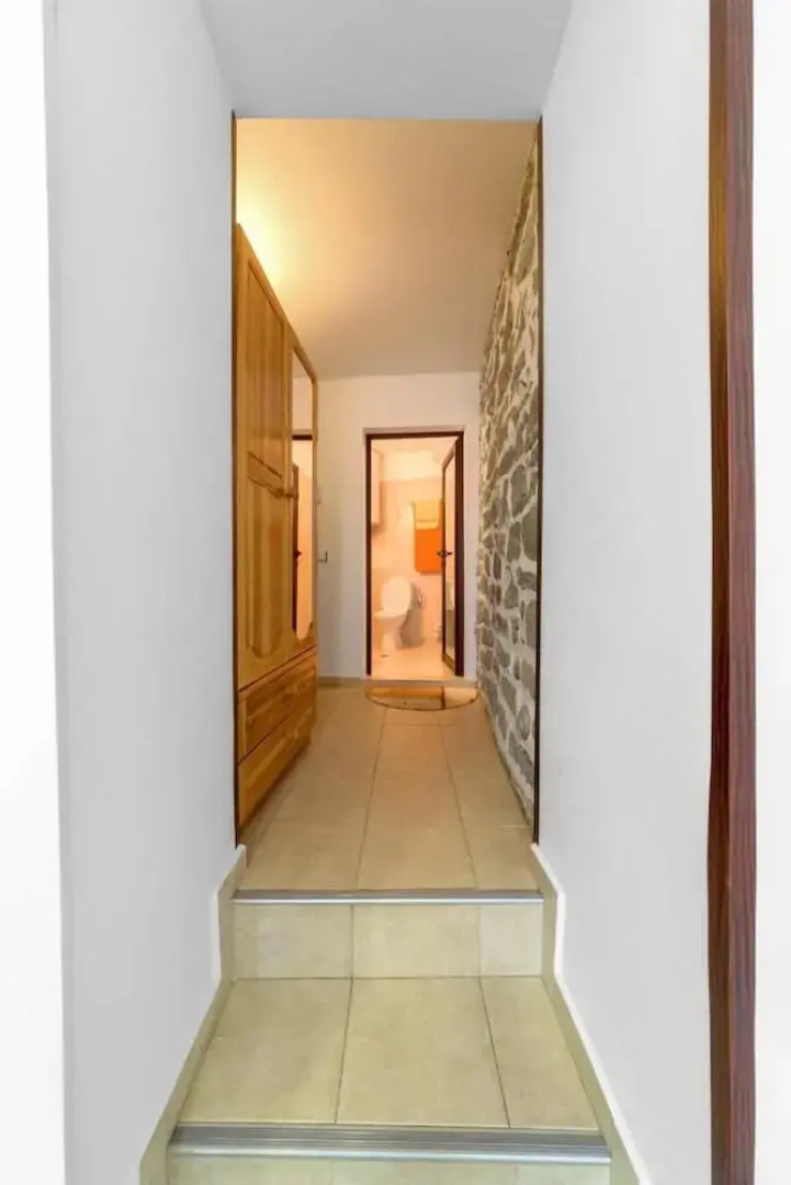 Room-charming Guest Room in Historic Vel