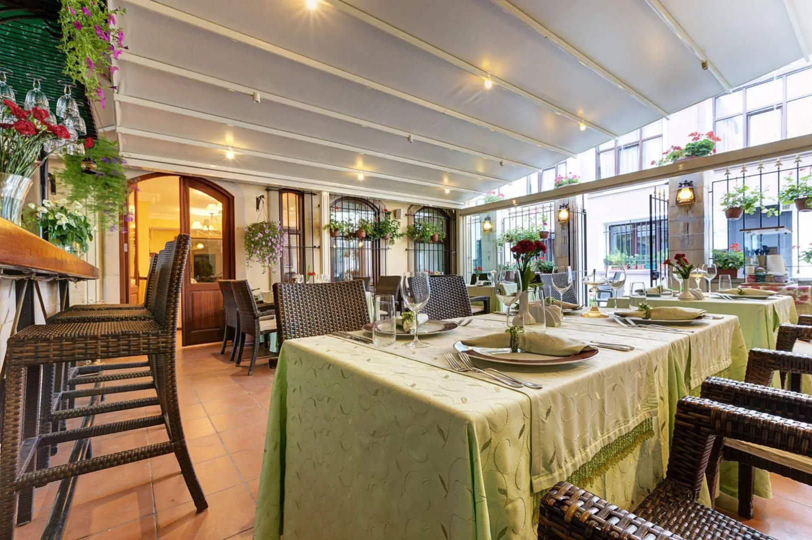 Arena Hotel - Special Class