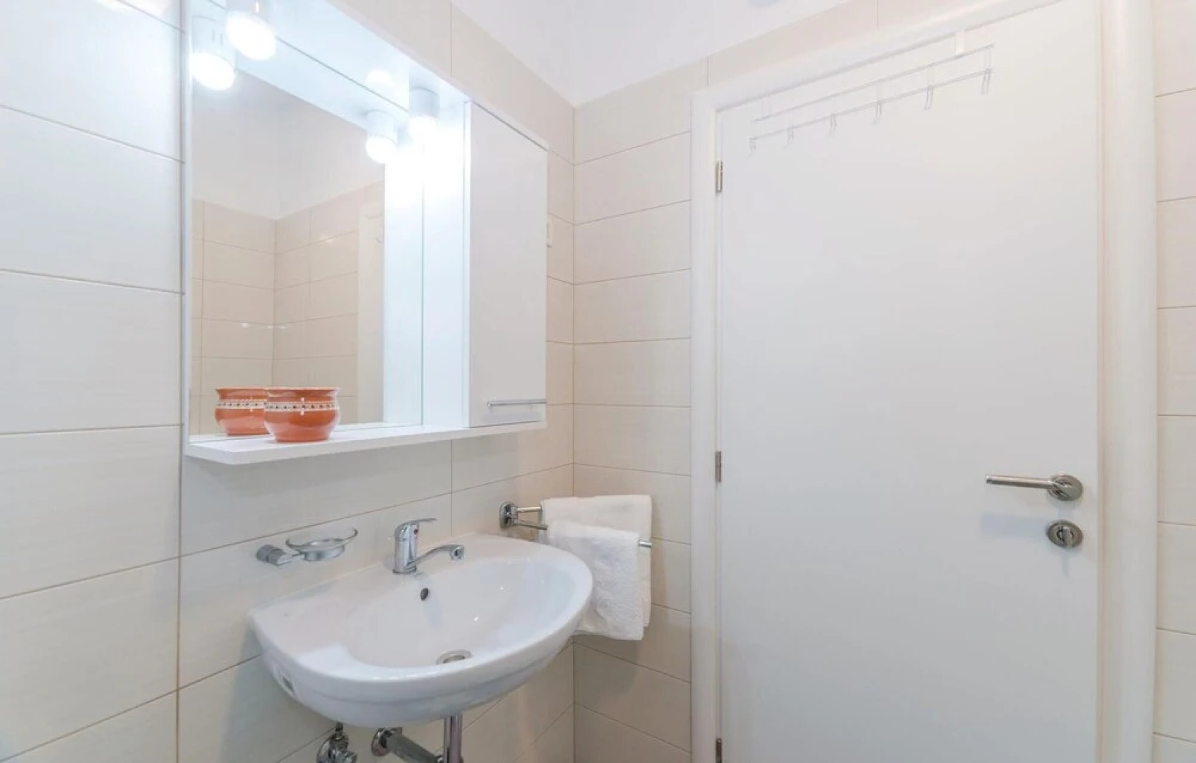 Awesome Home in Veli Rat With Wifi and 2 Bedrooms