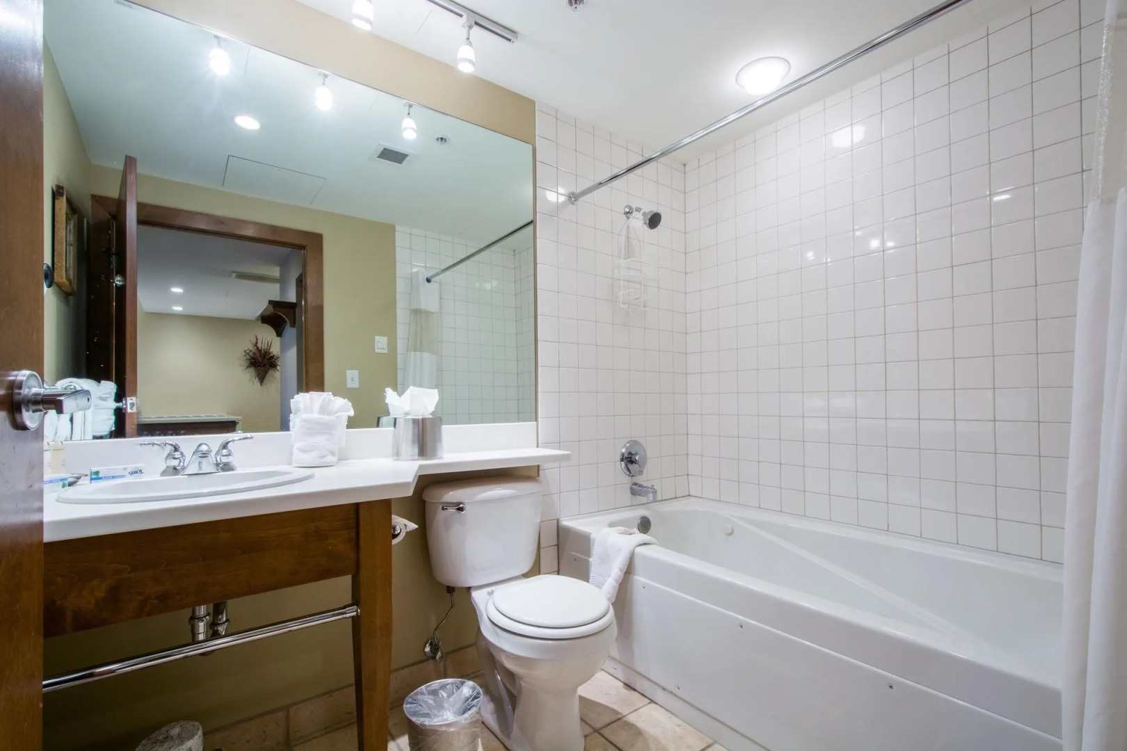 Sundial Lodge by All Seasons Resort Lodging